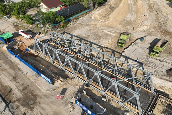Jembatan Rangka A40 – Hauling Road, Kalimantan Barat